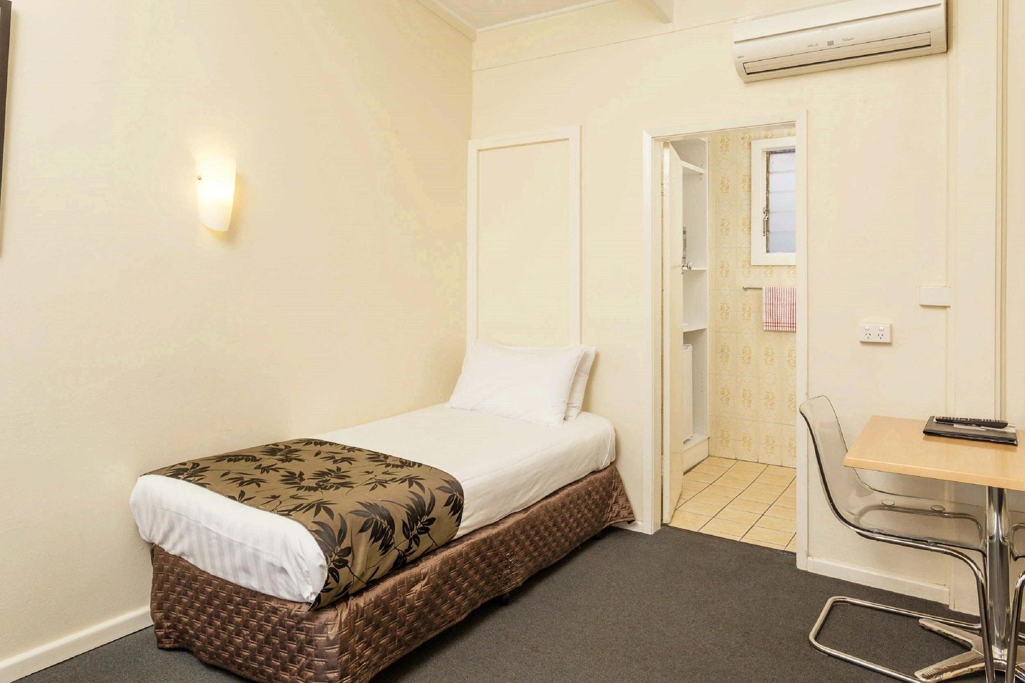 The Club Motel And Apartments Wagga Wagga Exterior photo
