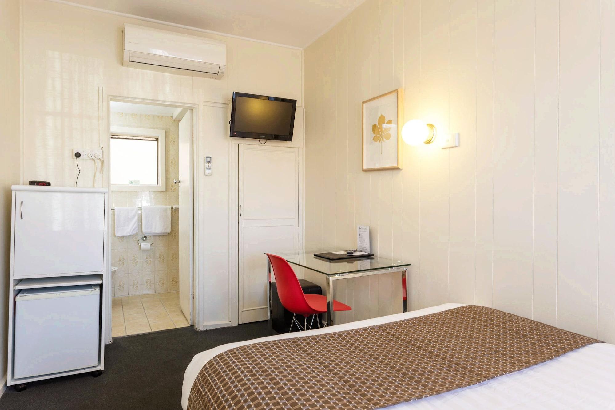 The Club Motel And Apartments Wagga Wagga Exterior photo